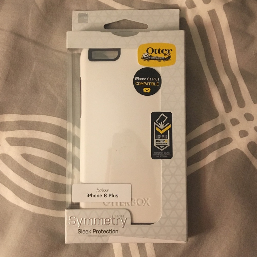 BRAND NEW IPhone 6/6s plus Otterbox case